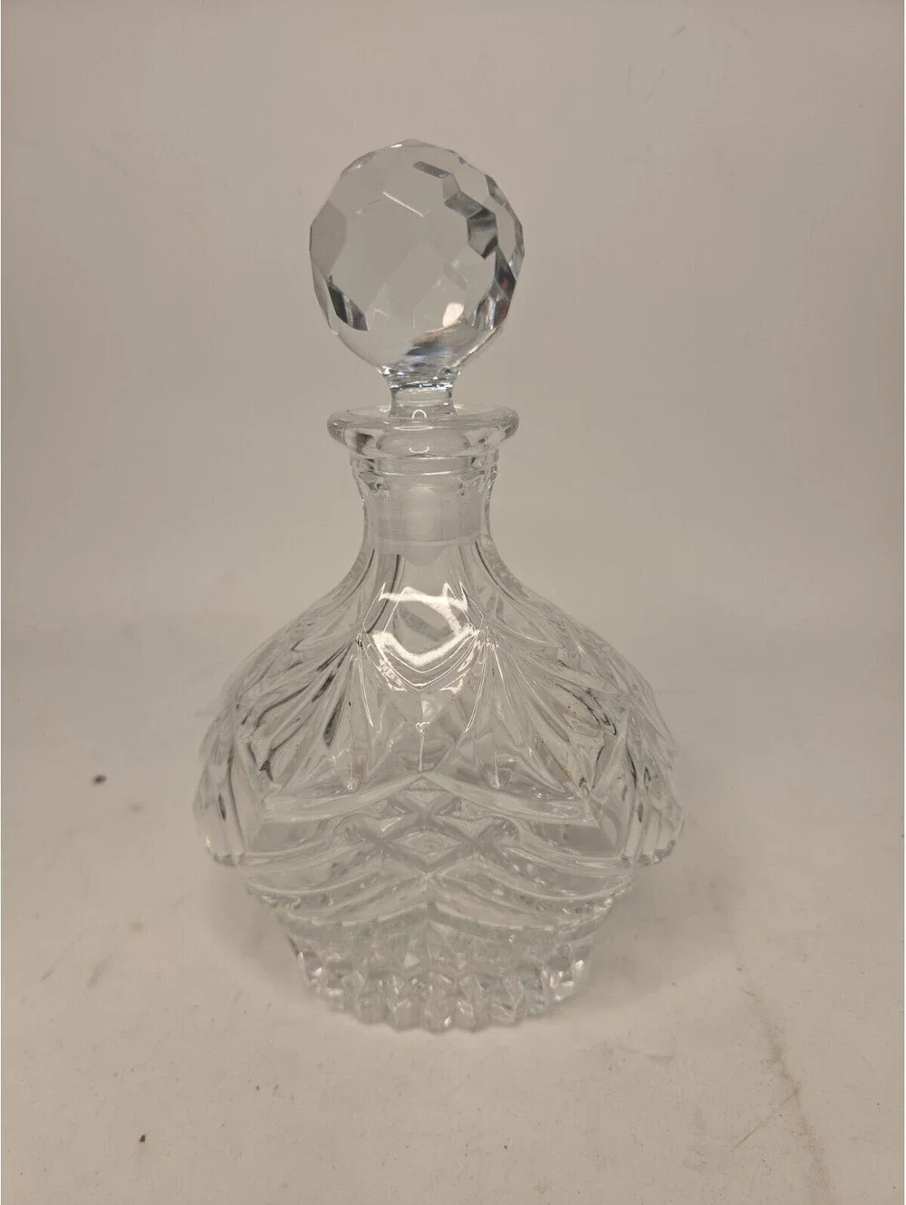 Vintage Cut Crystal Glass Decanter Faceted Ball Stopper Liquor Whiskey Barware